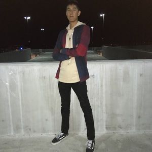 Meet your Posher, Alex